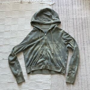 Abercrombie & Fitch Green Camo Cropped Relaxed Zip-up Sweater